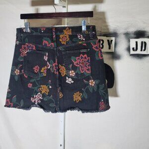 7 For All Mankind Black Denim Floral Mini Skirt sz 28w